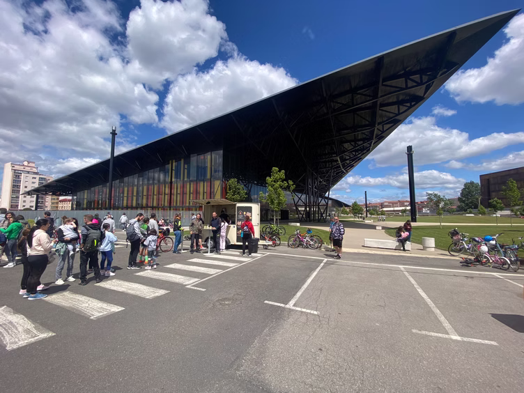 PALACIO DE CONGRESOS LEON FOODTRUCK.jpg